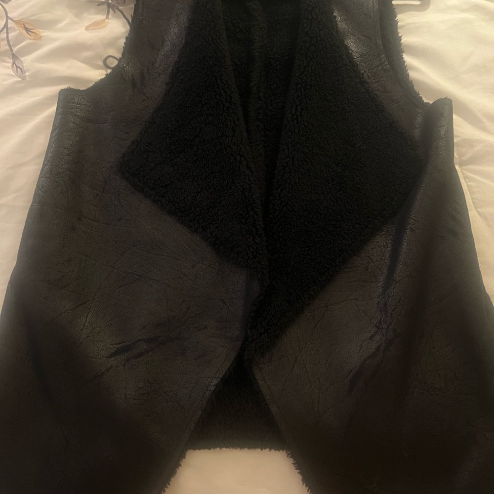 Rock & Republic Black Textured Vest